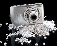 10 Canon Ixus-Modelle mit Diamanten - günstig bei Ebay
