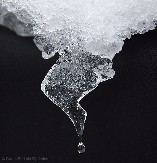 Eiszapfen mit Tropfen
