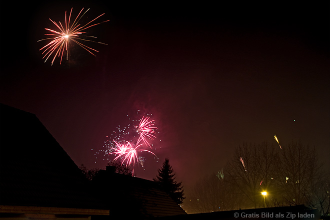 Feuerwerk über dem Haus