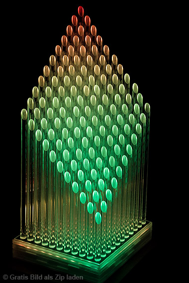 Lichtfinger - Kunstwerk von Itzik Iluz